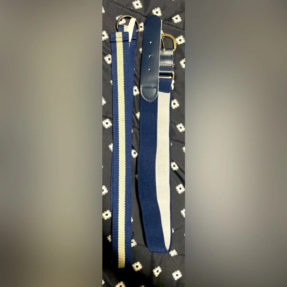 💰2/$10 2 navy and cream kids belts